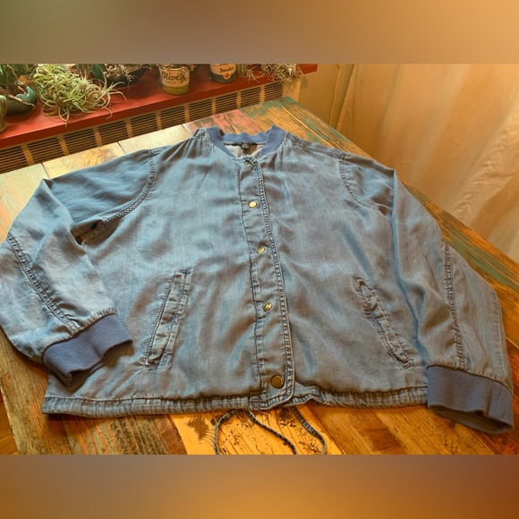 JEANS BOMBER (L) - Picture 1 of 7